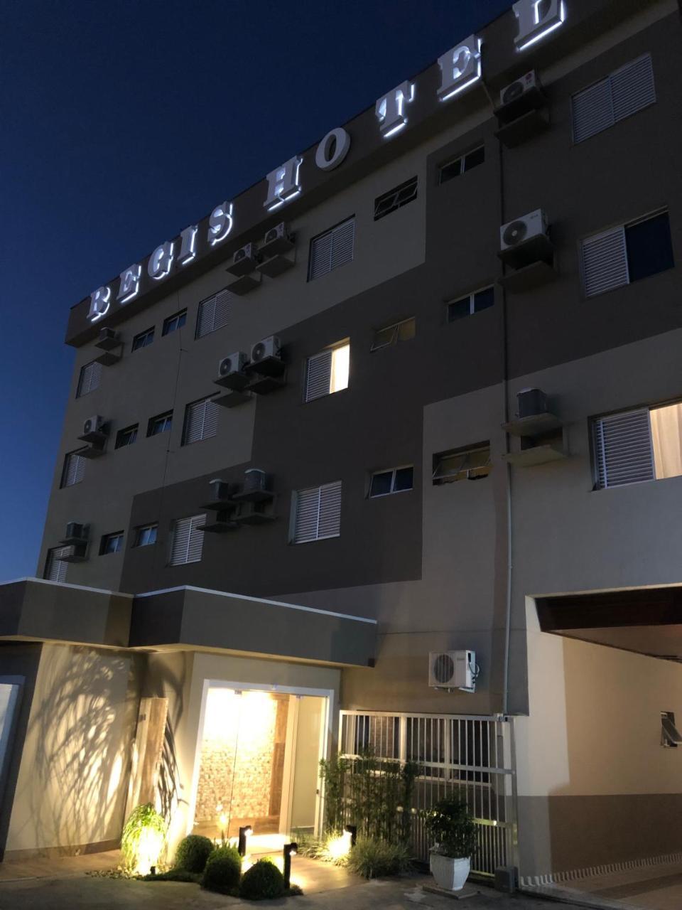 Regis Hotel II Registro  Buitenkant foto
